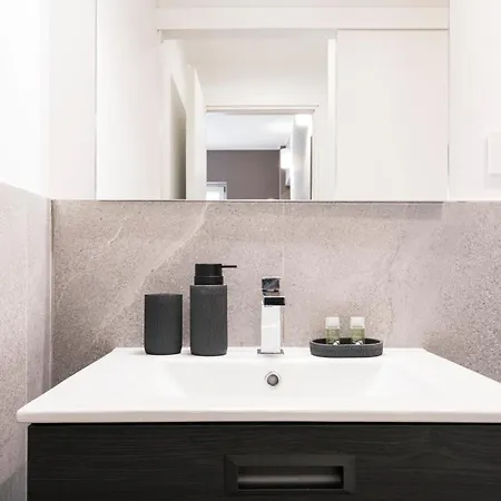 Easylife - - Buonaparte 68d - Castello Sforzesco Milaan